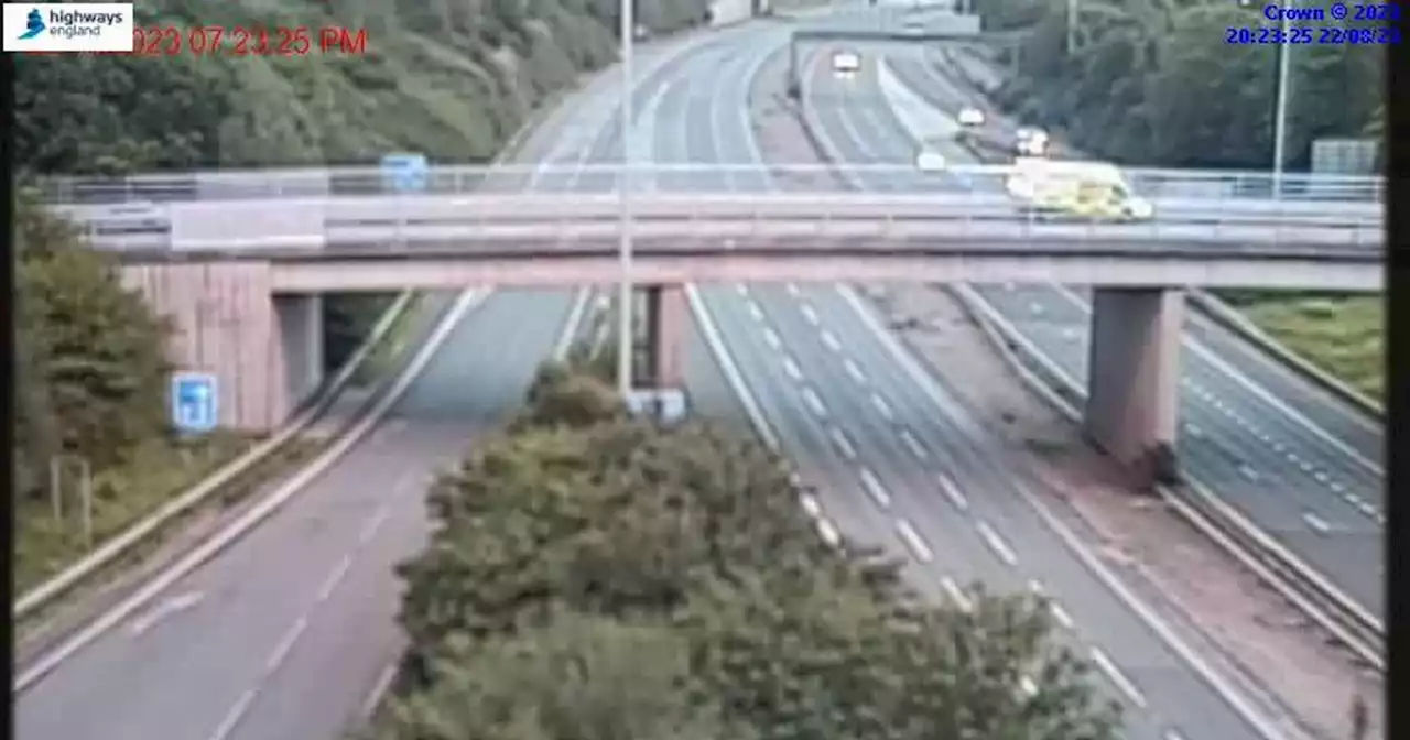 Motorway CLOSED due to ongoing police incident