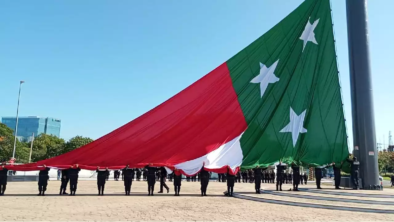 Yucatán iza su bandera oficial por primera vez desde 1842