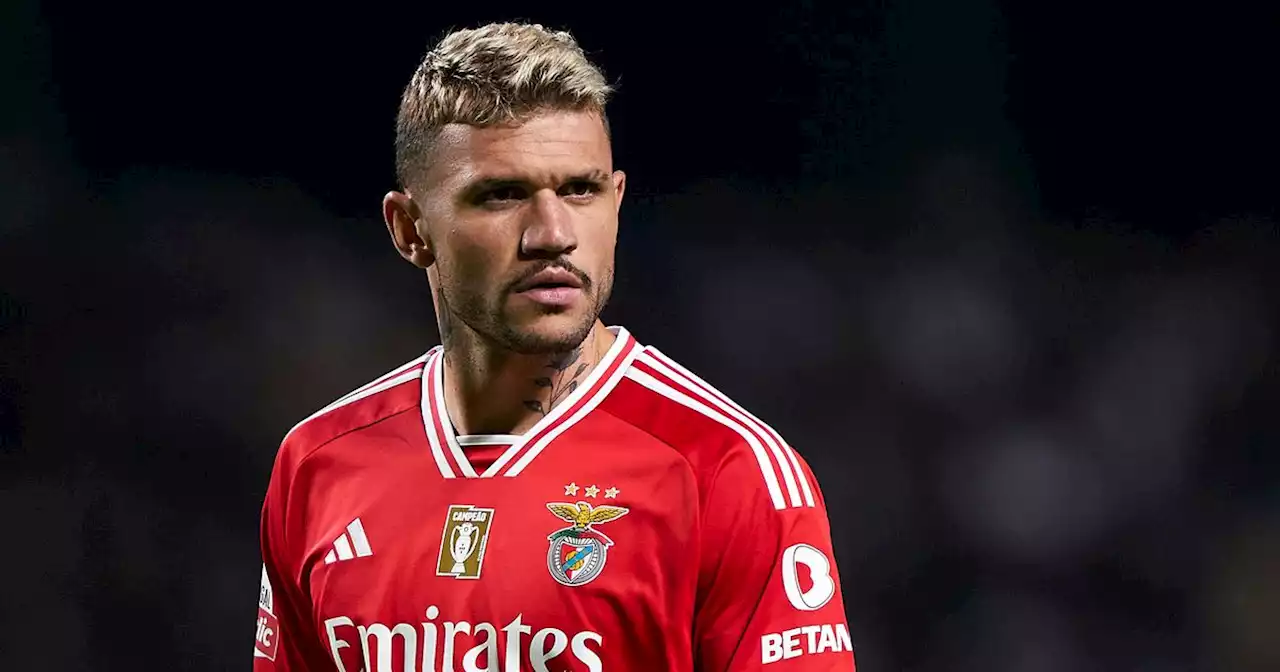 Nottingham Forest 'make offer' for Benfica defender Morato