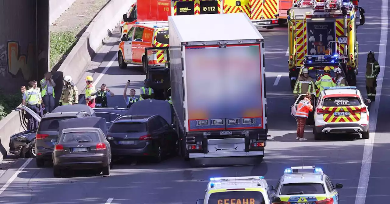 Erstes Halbjahr 2023: Mehr Verkehrsunfälle, aber weniger Verletzte