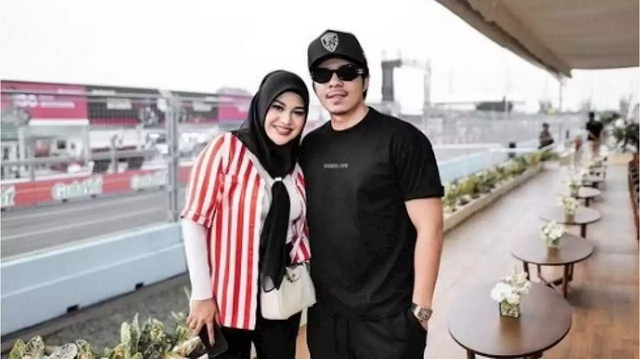 Aurel Hermansyah Lepas Cincin Kawin, Akui Pakai Cuma Demi Suami