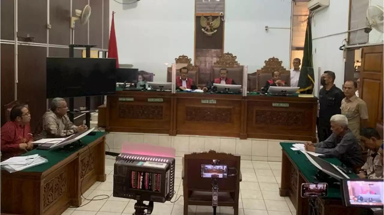 Sidang Gugatan Rocky Gerung Ditunda, David Tobing Salah Cantumkan Alamat