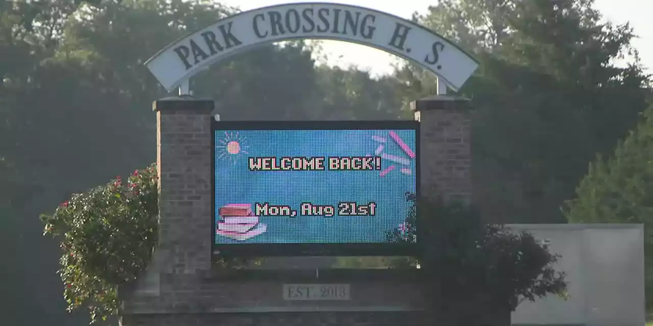 Park Crossing High School students return to campus following fire