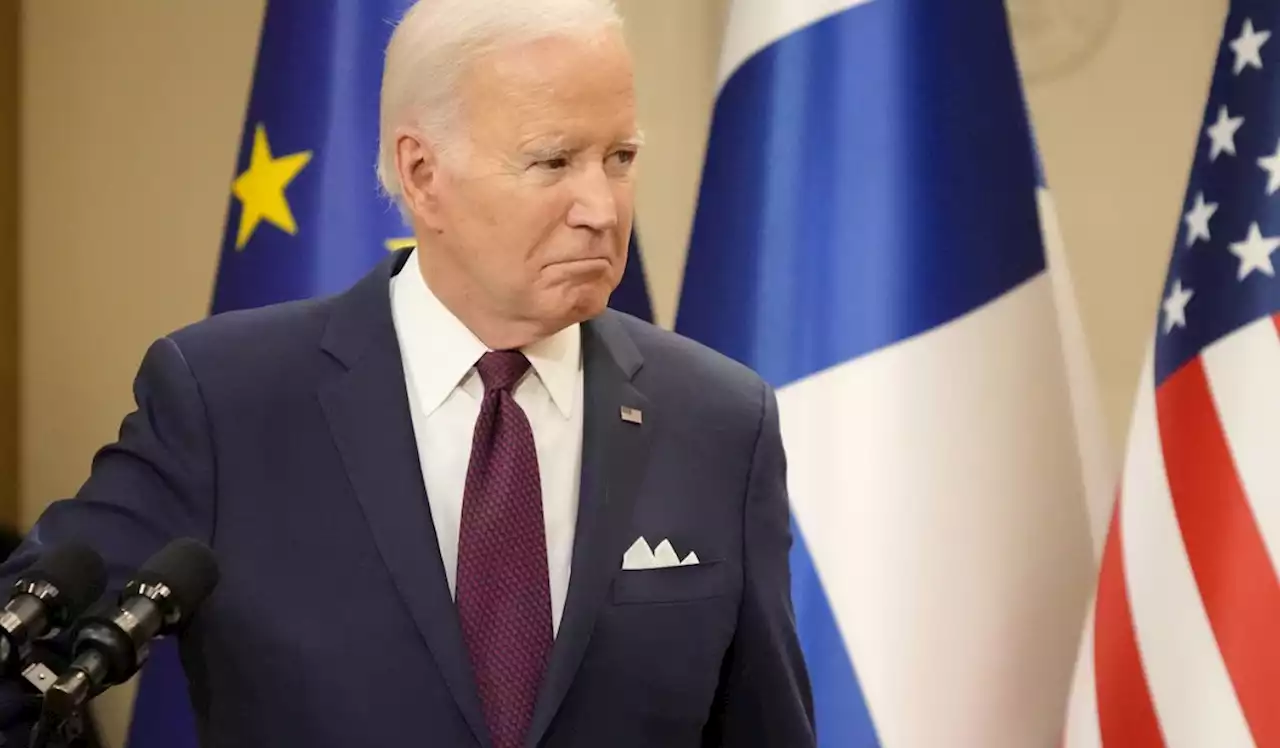 The Biden Ukraine Defense Collapses