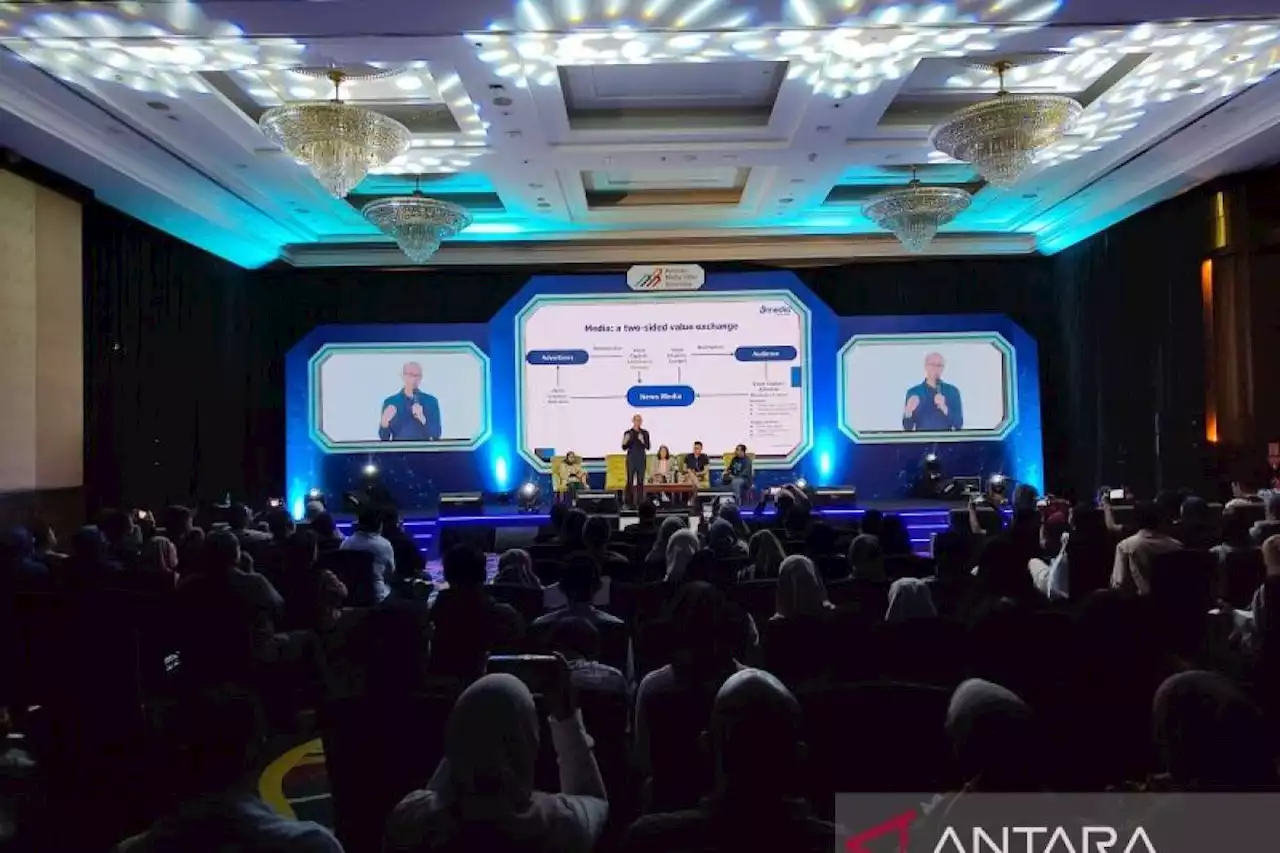 Ridwan Kamil ingatkan pentingnya adaptasi di tengah disrupsi digital