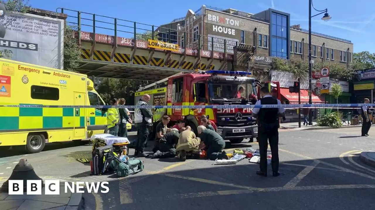 Brixton: Cyclist hit by fire engine at junction