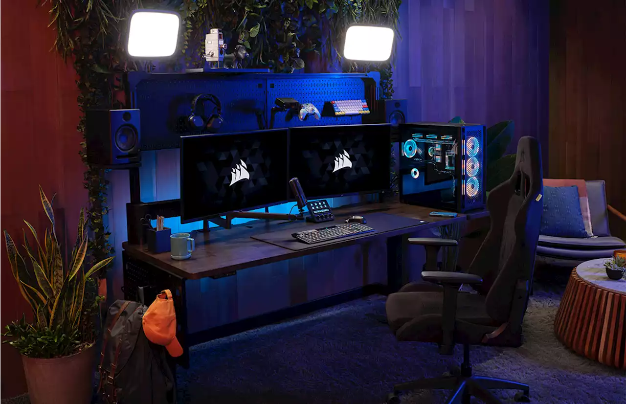 CORSAIR might've built the world's most insane standing desk, and I want it immediately