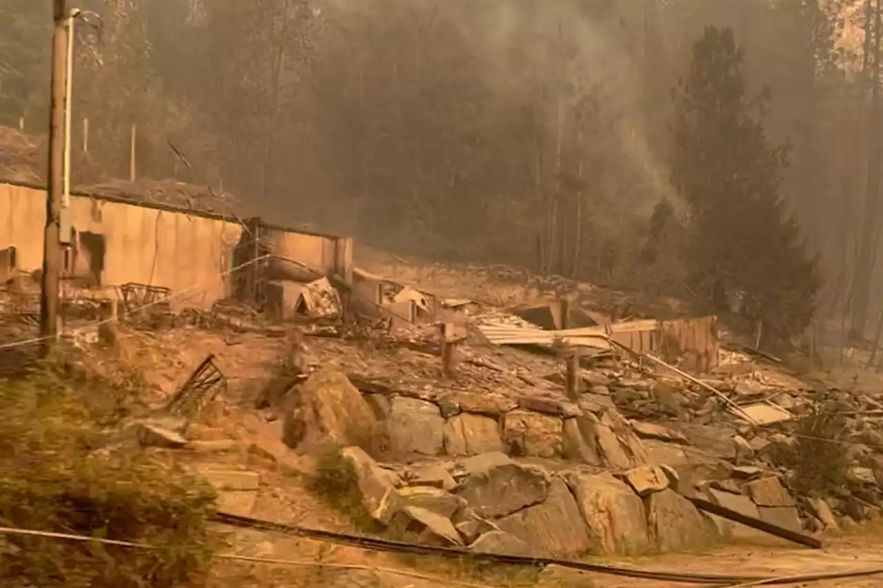 B.C. grandfather returns to find Shuswap home ravaged by wildfire