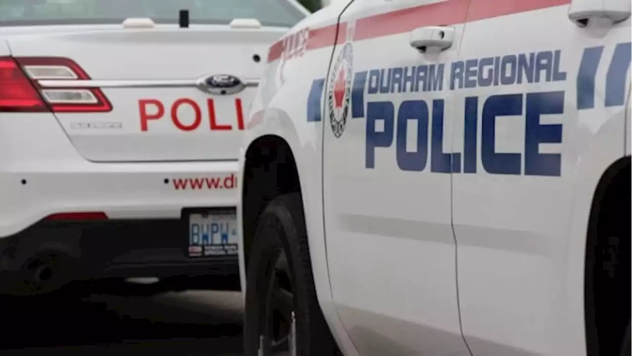 Man stabbed multiple times while pushing child in stroller in Oshawa, police say