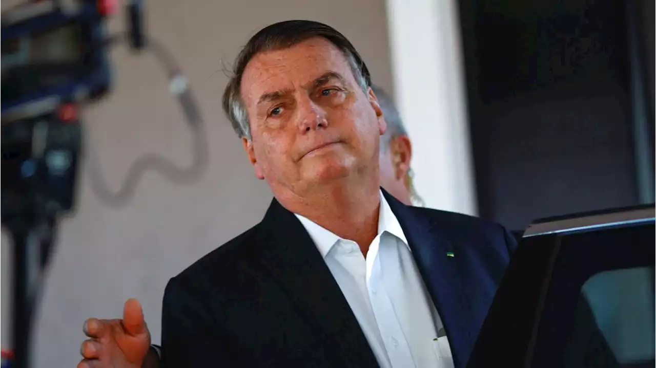 Defesa cogita adiar depoimento de Bolsonaro à PF, dizem fontes