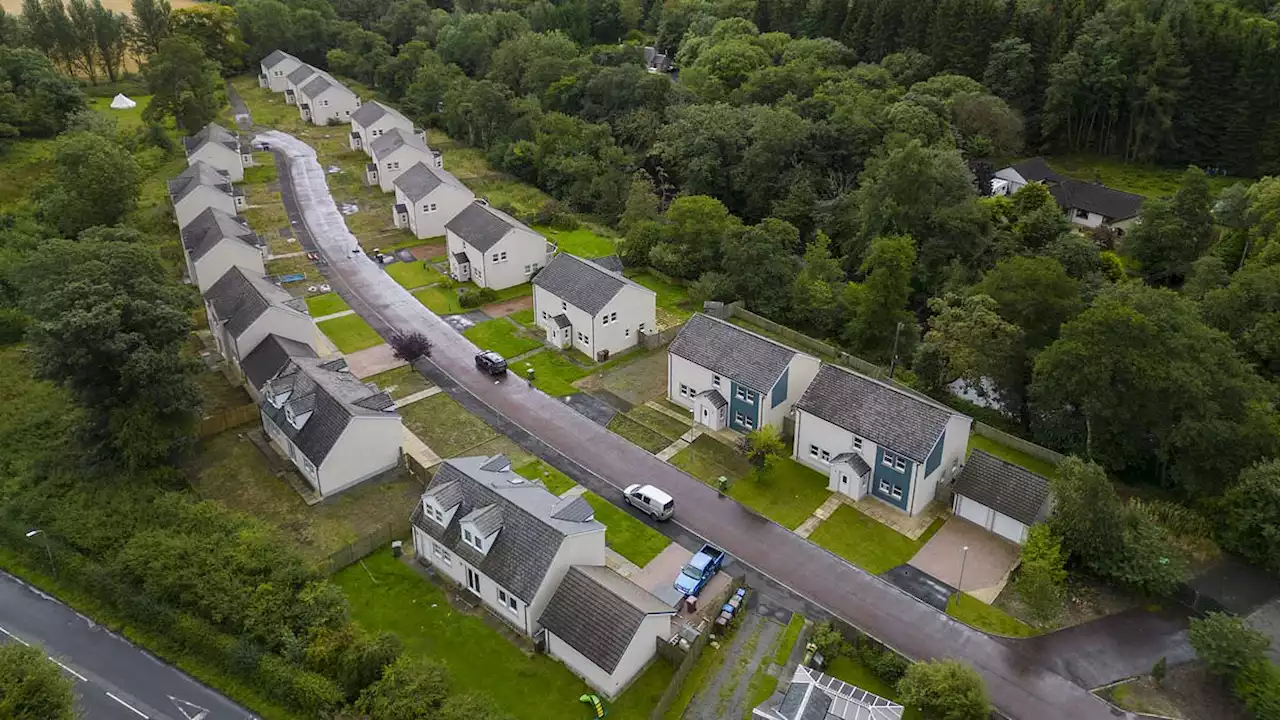 The eerie 'ghost town' estate where £300,000 homes sit unfurnished