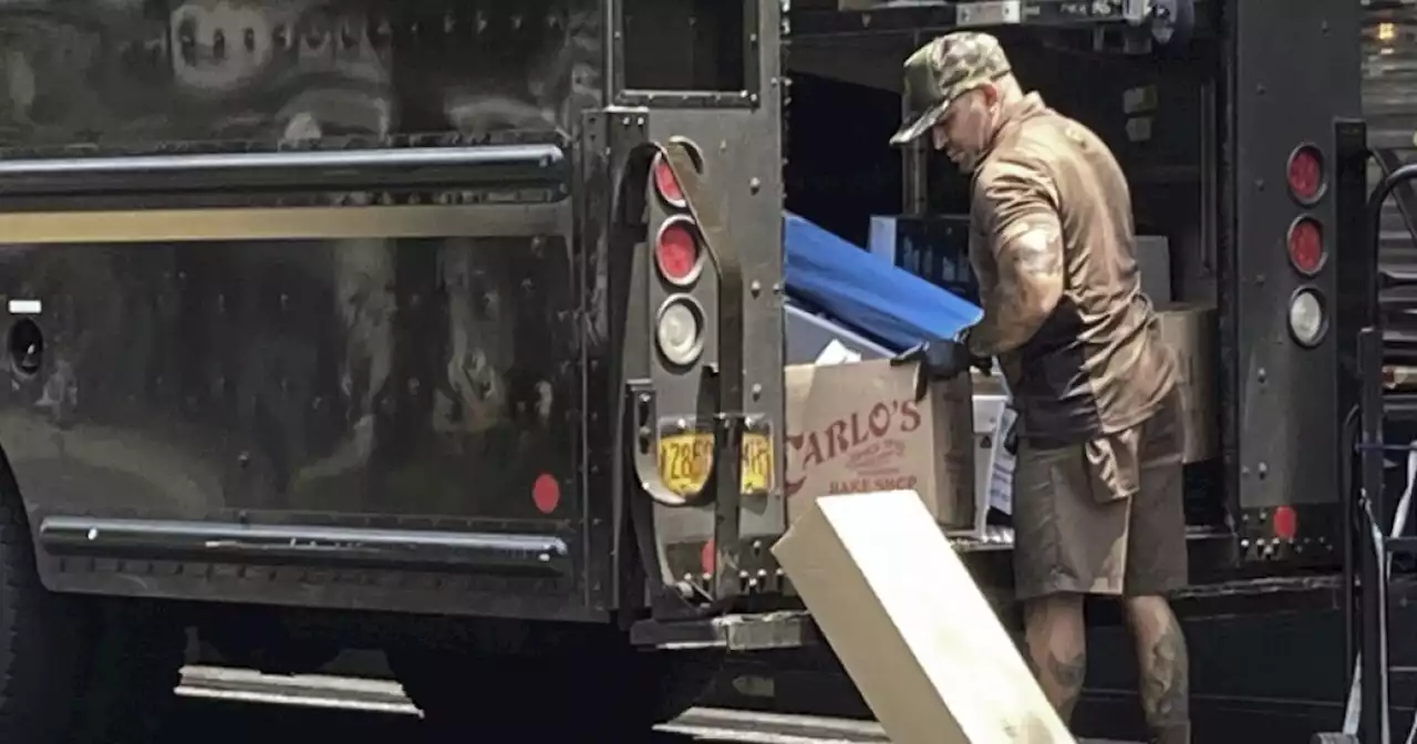 Teamsters union votes to approve new contract with UPS