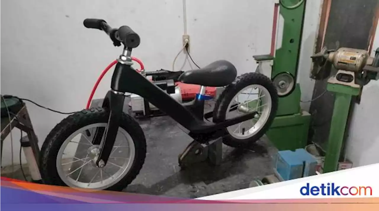 Mahasiswa UNY Buat Inovasi Balance Bike dari Serat Rami, Ini Keunggulannya