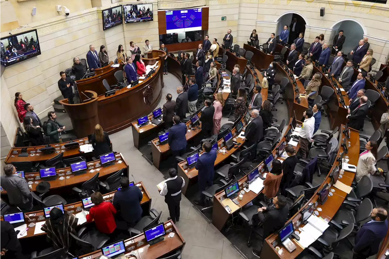 Cuánto gana realmente un congresista y cuánto ganaría si se aprueba la rebaja de sueldo