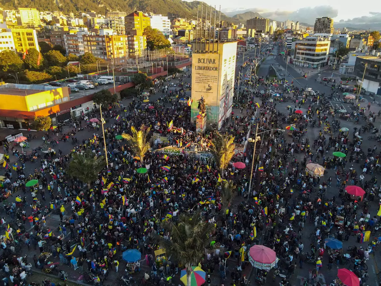 Fecode anuncia paro nacional de maestros por 24 horas para el 30 de agosto