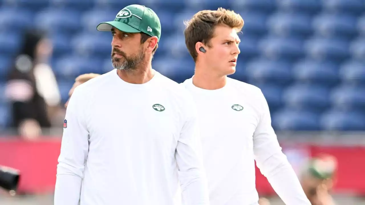 Rodgers razzes Wilson, Cobb has big news and rookie shows out in Jets' 'Hard Knocks' Week 3