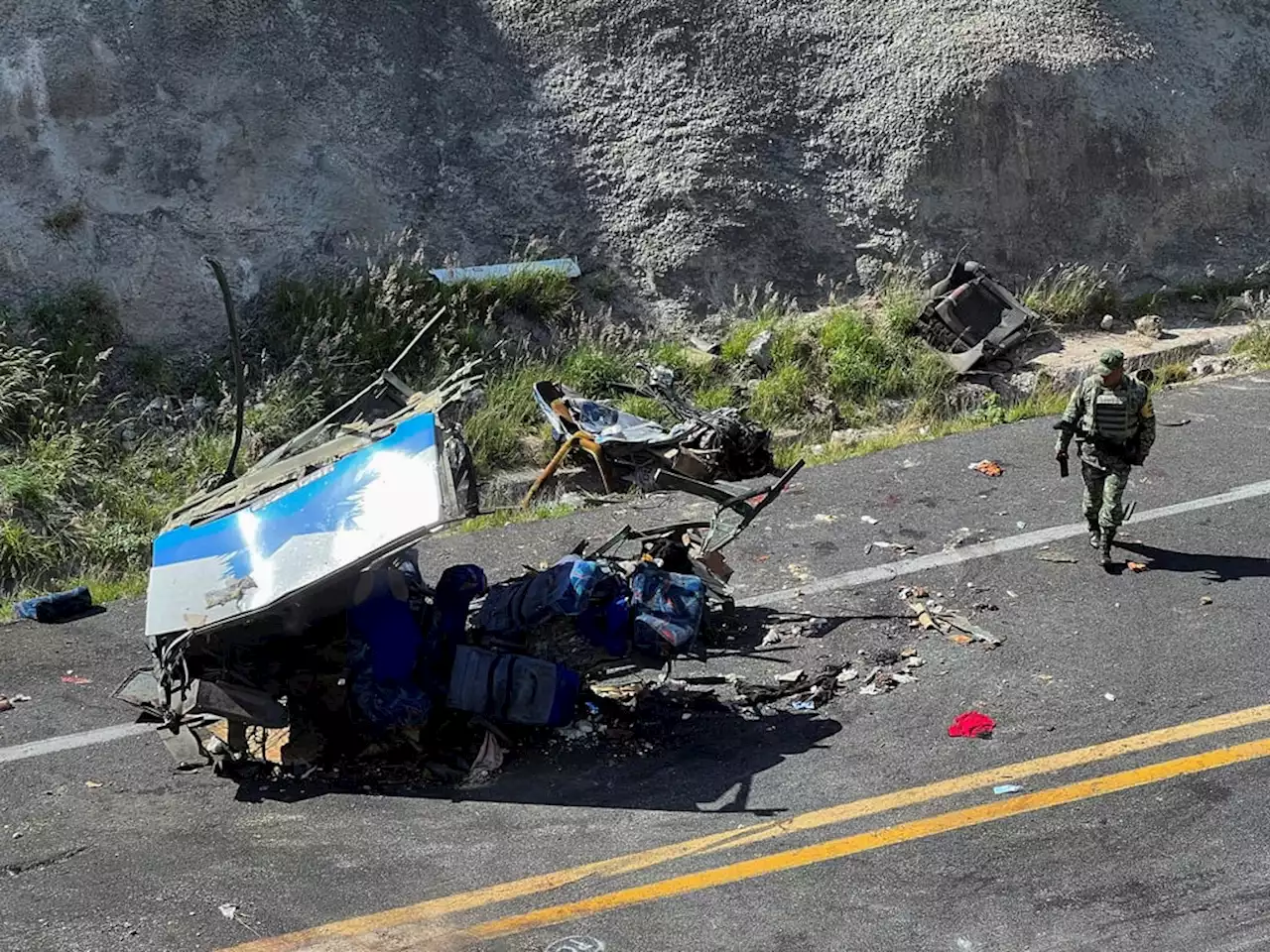 16 people reported dead in road crash in Mexico