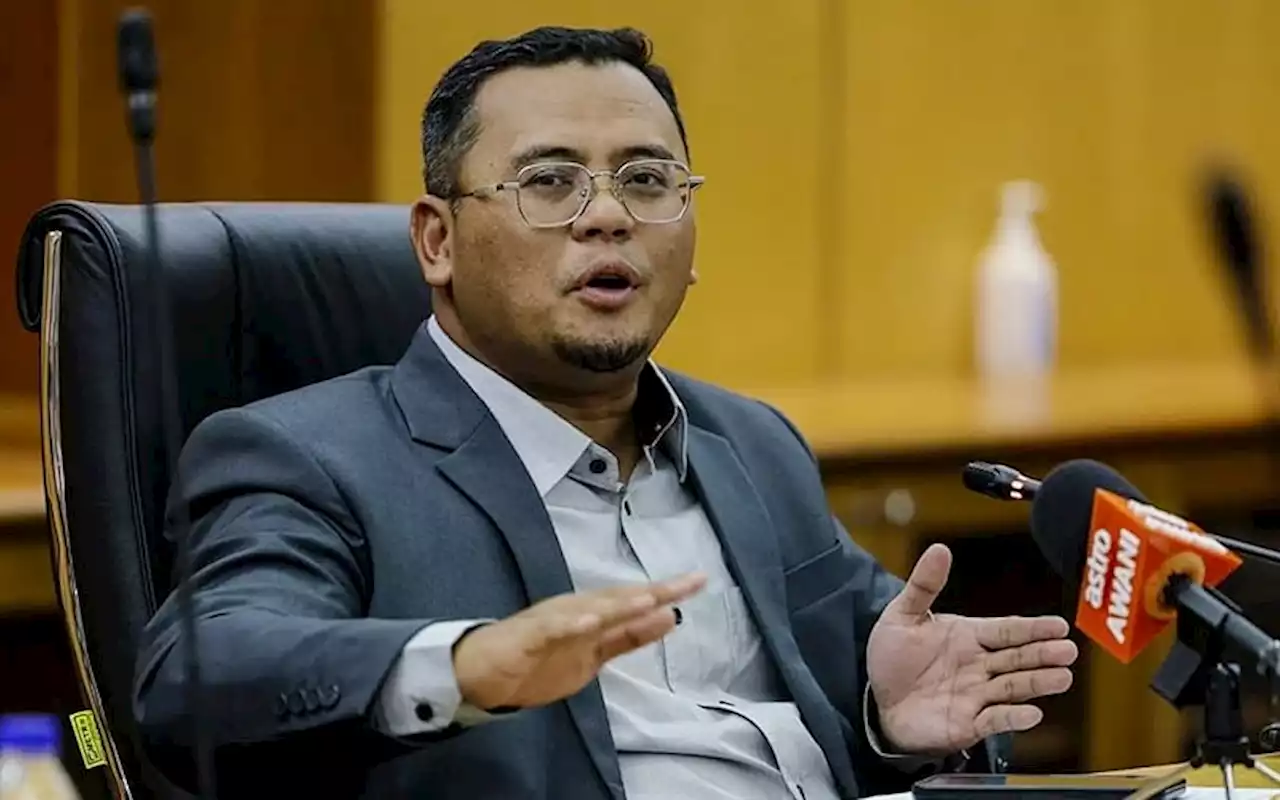 Amirudin takes on 5 portfolios in executive council