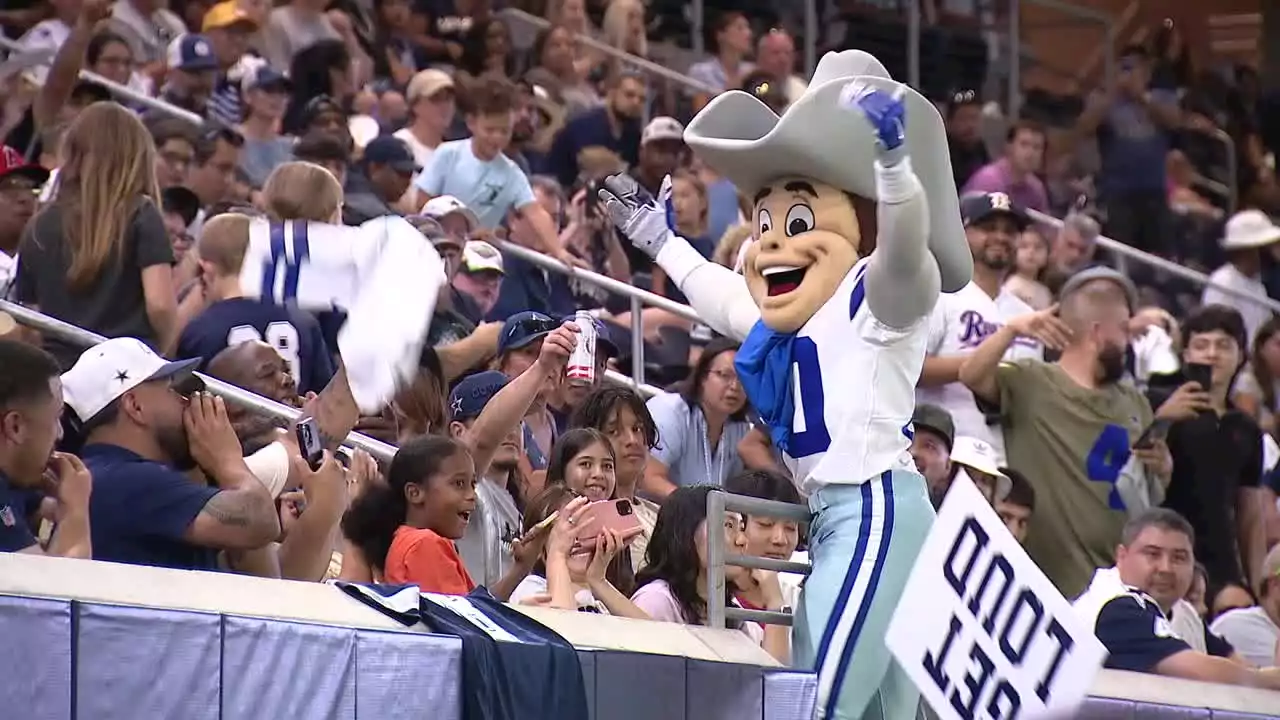 Dallas Cowboys hold open practices in Frisco