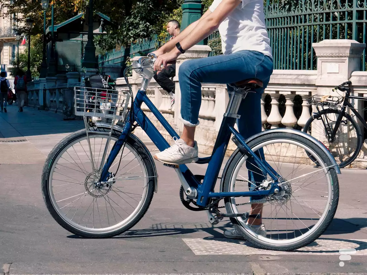 Voltaire Bellecour : ce VAE performant au look vintage baisse son prix chez Décathlon