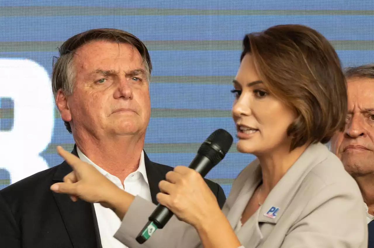 PF intima Bolsonaro, Michelle, Wassef, Cid e outros para depoimento simultâneo no caso das joias