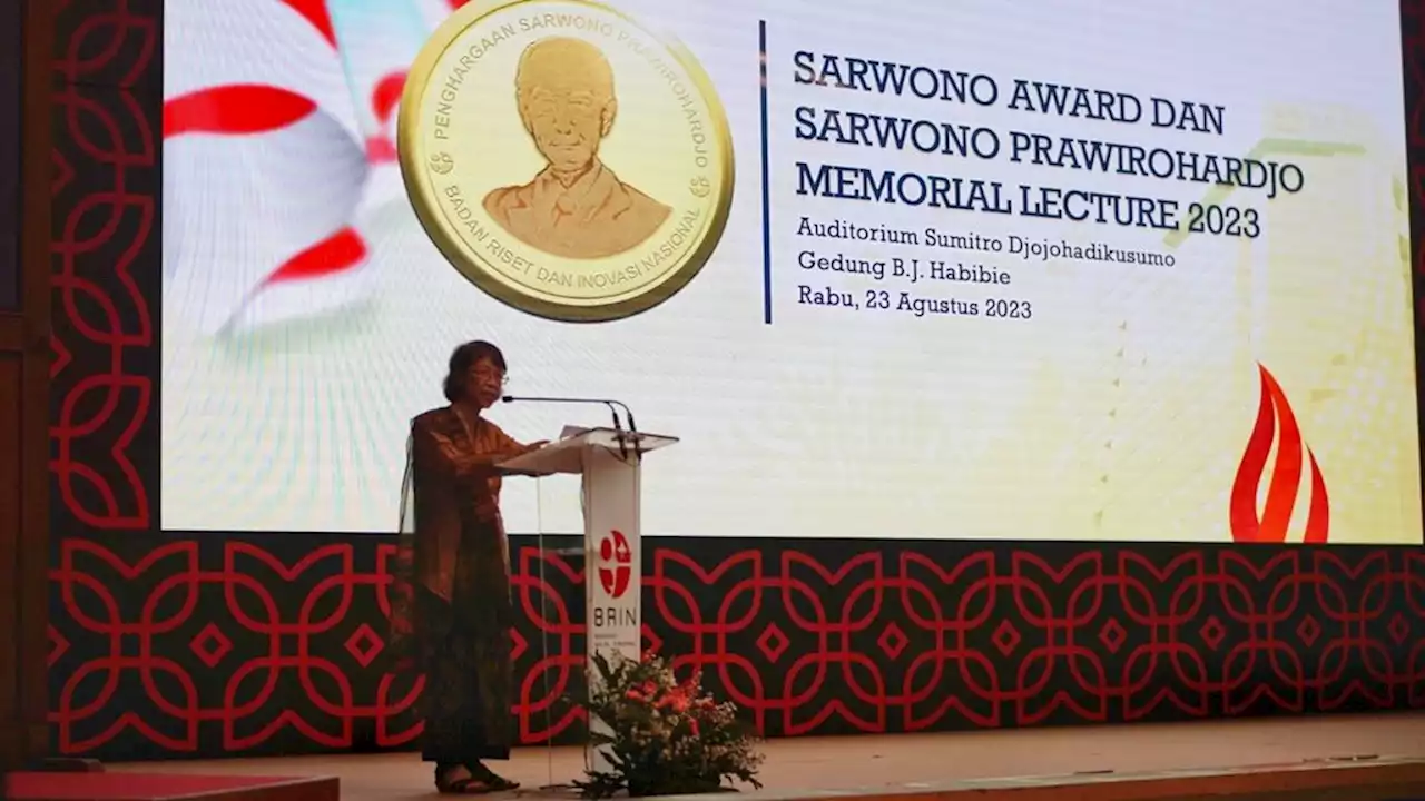 Melani Budianta Receives BRIN Sarwono Award 2023