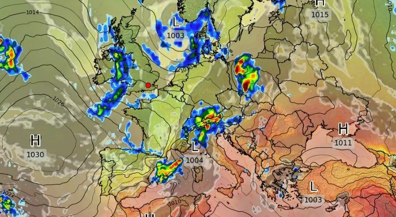 Tempesta Betty arriva in Italia, violenti temporali e grandinate: ecco dove e quando colpirà