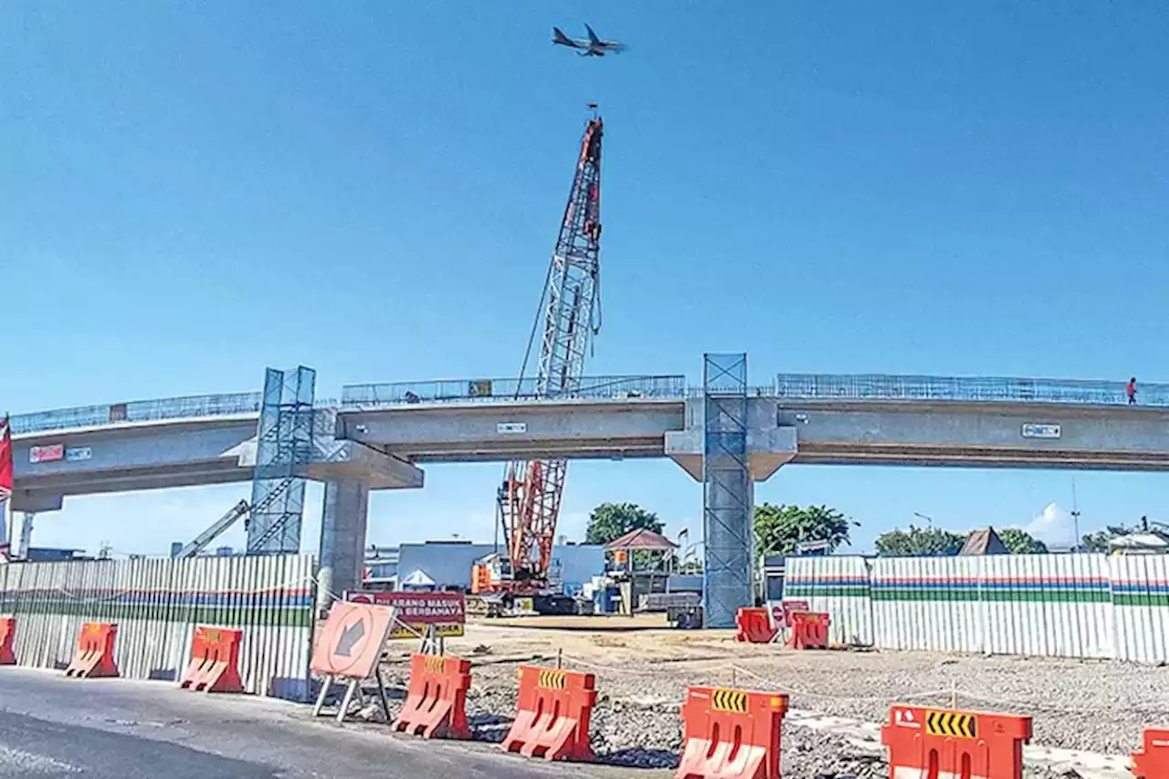 Pemasangan Girder Ditunda, Penutupan Jalan Raya Waru Besok Mundur, Satlantas Sidoarjo Siagakan Petugas