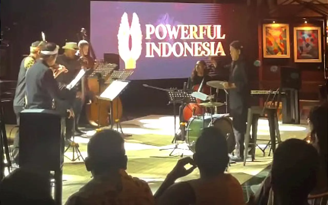 Penampilan Memukau Aksan Sjuman dalam The Awakening Concert di Bali