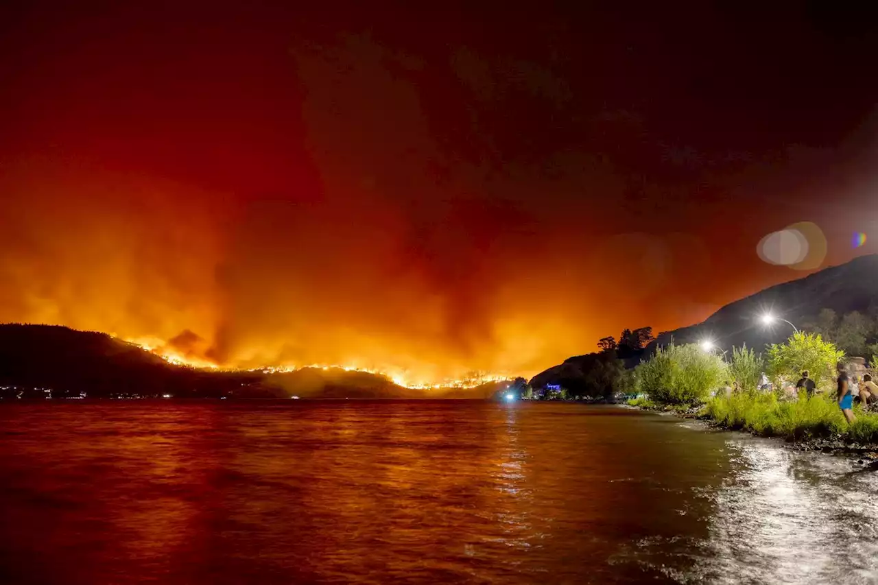 'Certaines choses sont irremplaçables': des Canadiens perdent tout dans les flammes