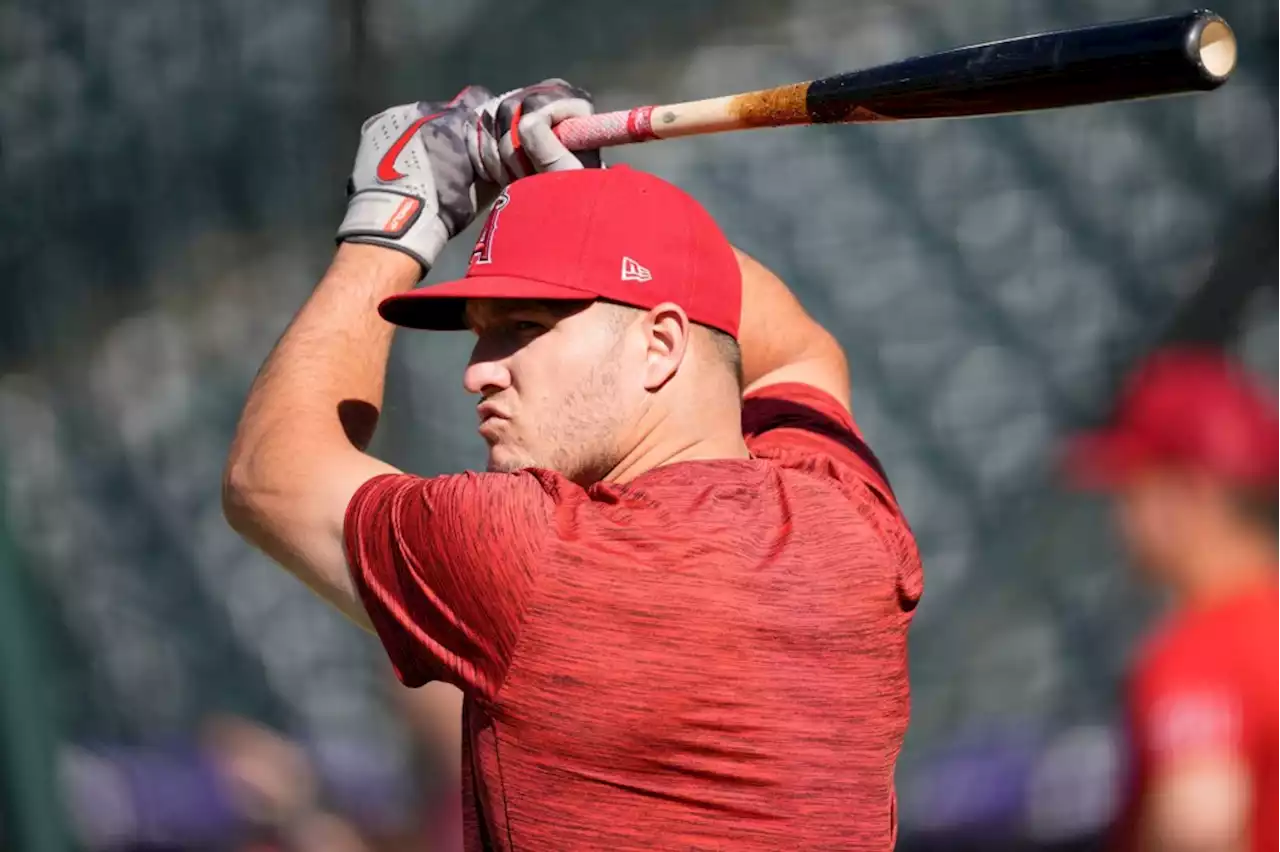 Mike Trout returns to Angels’ lineup 7 weeks after breaking hamate bone