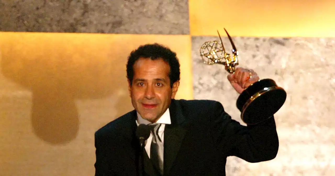 20 years ago at the Emmys: This lead actor blew a raspberry in his acceptance speech