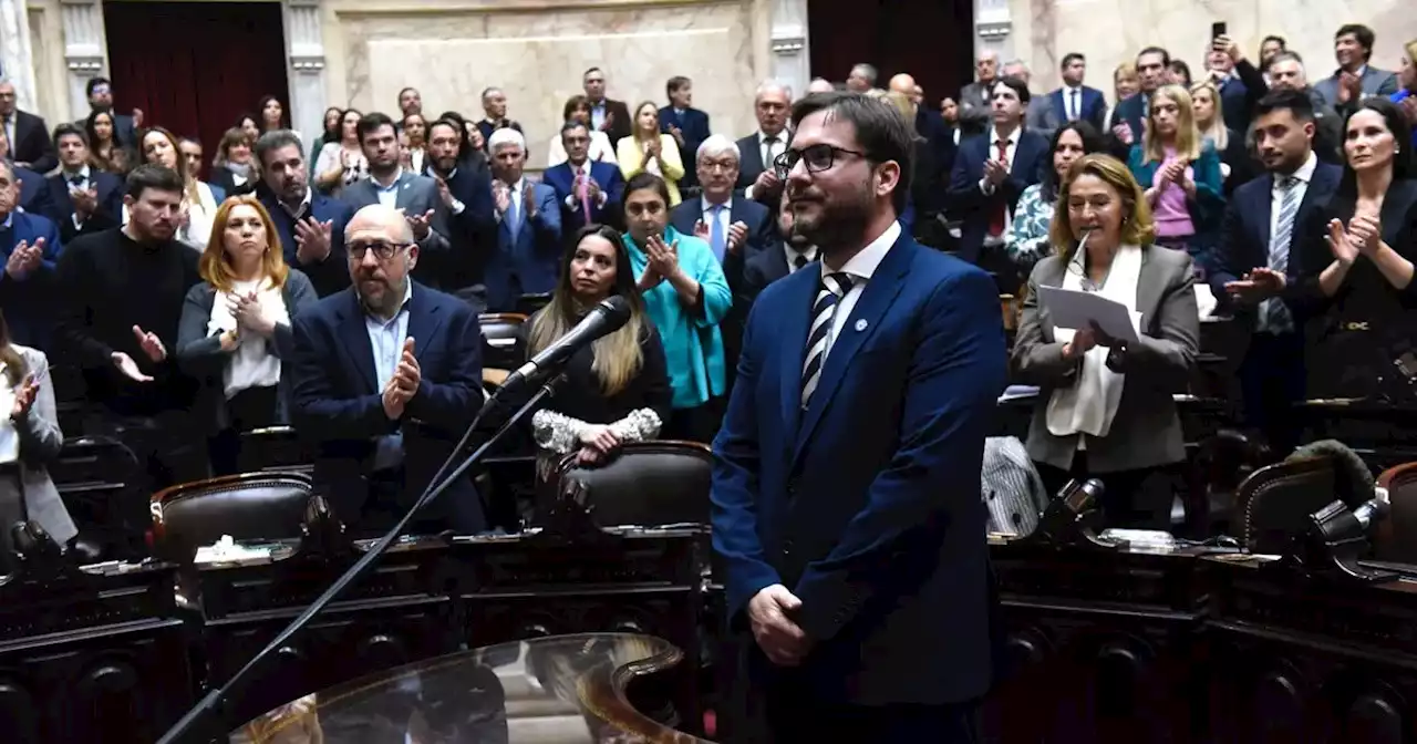 Oscar Agost Carreño asumió como diputado nacional antes de la sesión por la Ley de Alquileres | Política