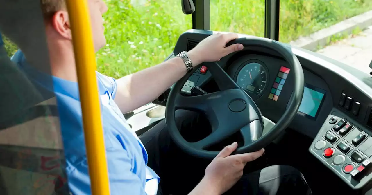 6000 chauffeurs de bus scolaires manquent à l'appel, selon Clément Beaune