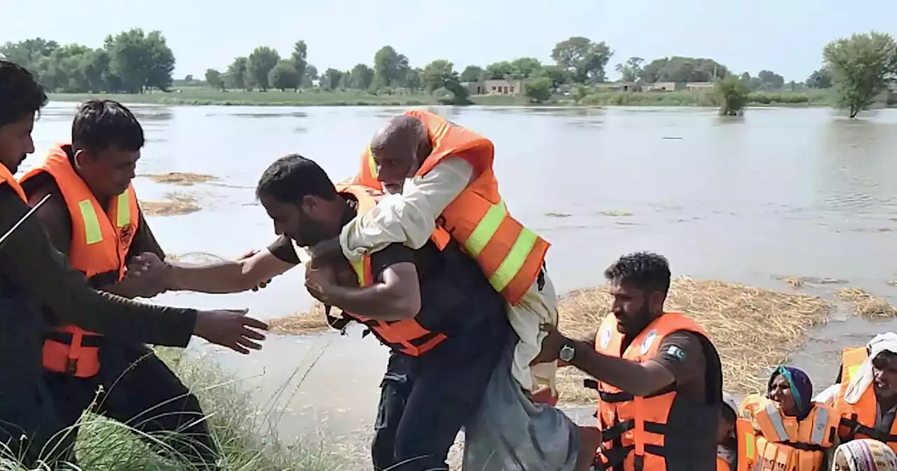 Pakistan : Environ 100 000 personnes évacuées après des inondations