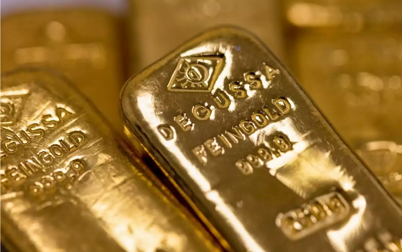 Investors say they’ll stick with gold as Fed cycle nears end