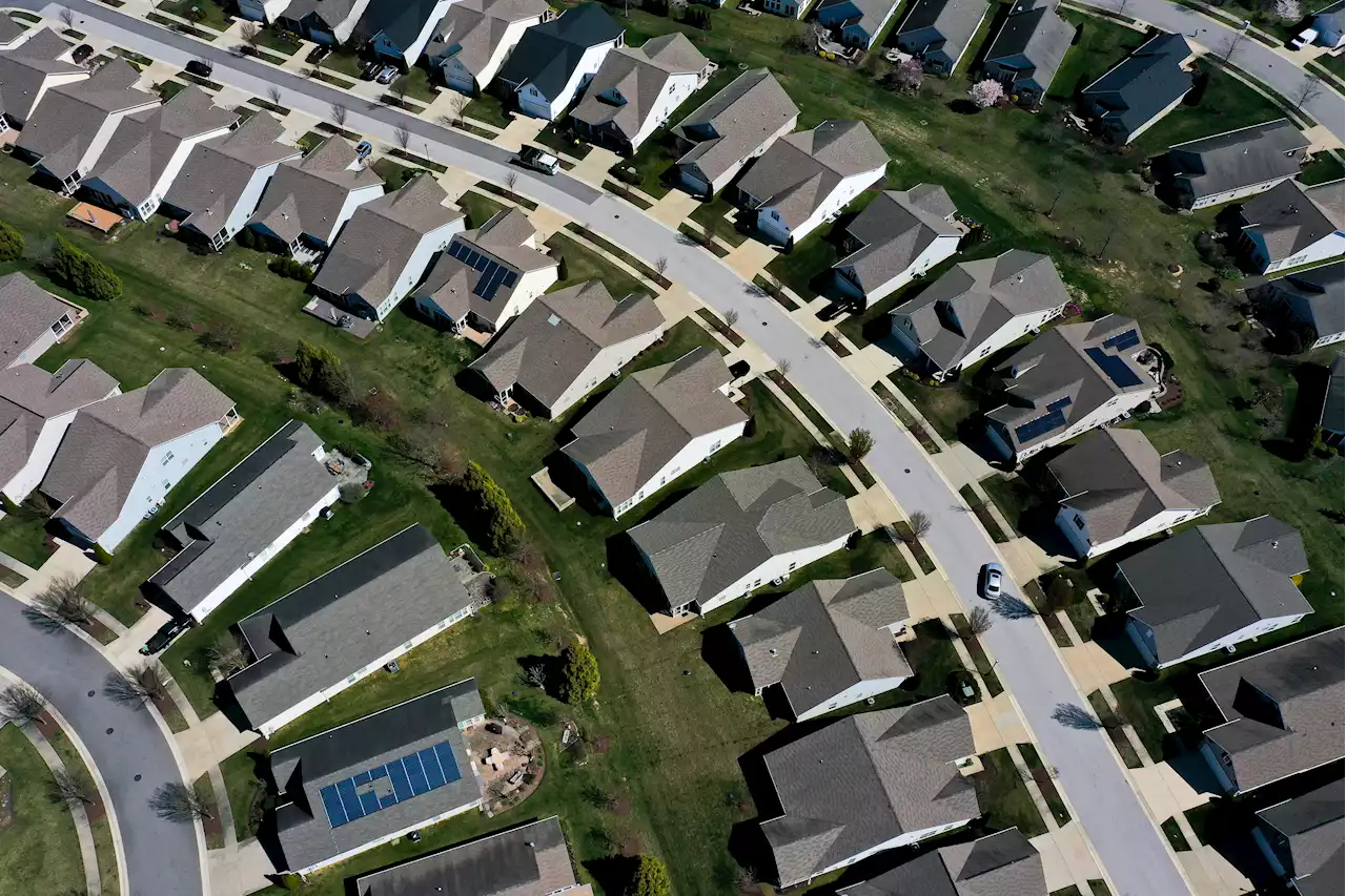 Mortgage demand from homebuyers drops to a 28-year low as interest rates soar