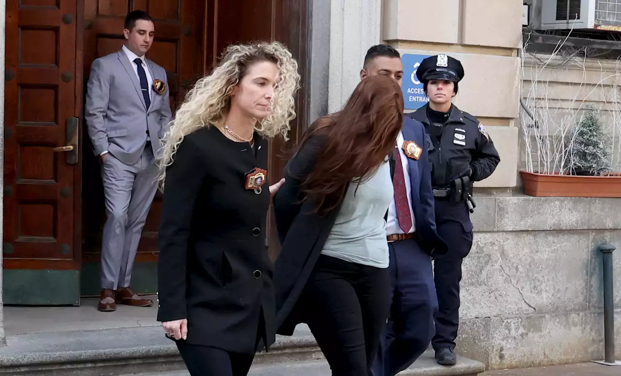 Lauren Pazienza pleads guilty in deadly Manhattan sidewalk shove of 87-year-old woman