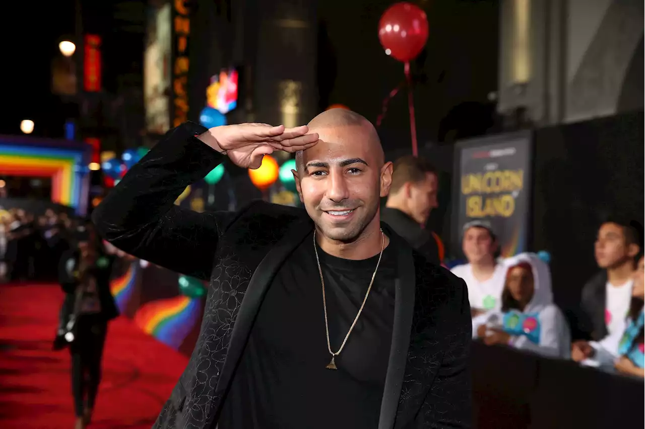 Fousey arrested during YouTube livestream after calling police on himself