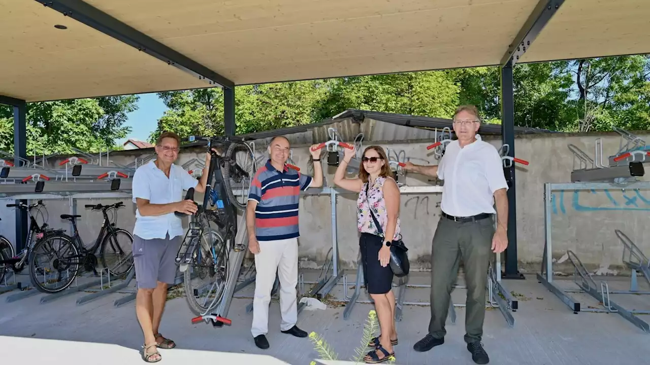 Am Brunner Bahnhof wurde eine Radabstellanlage eröffnet