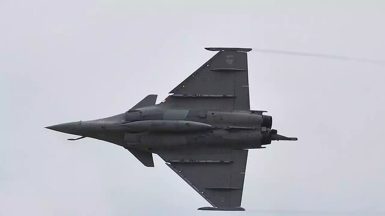 Un avion militaire a survolé La Flèche ce mercredi