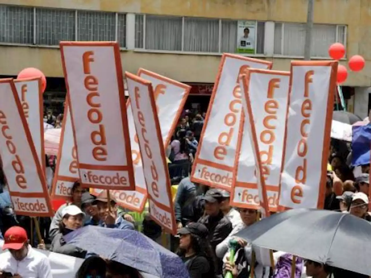 Convocan a paro nacional de profesores para este 30 de agosto