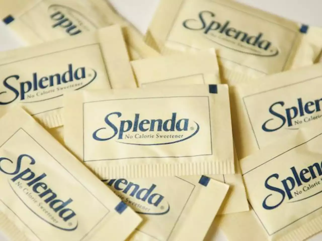 Invima da luz verde a Splenda para la transición de su etiquetado