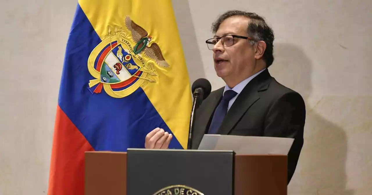 “No lo digo solo yo”: Gustavo Petro siguió defendiendo que el Canal de Panamá estaba cerrado