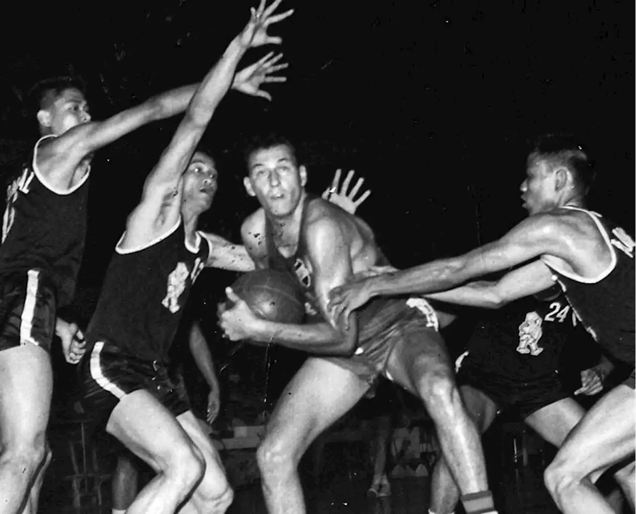 FAST FACTS: Caloy Loyzaga, the first Filipino player in the FIBA Hall of Fame