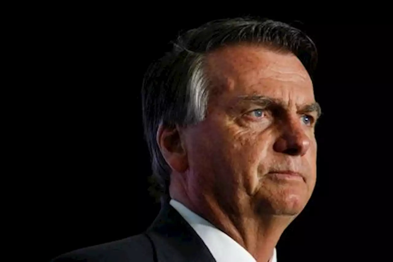 ‘Mandei, qual o problema?’, diz Bolsonaro sobre mensagens contra STF encontradas pela PF