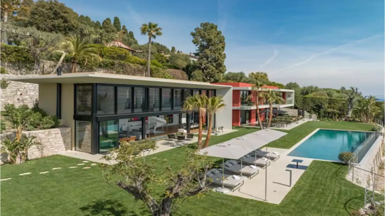 A Striking Contemporary Villa Overlooking the French Riviera Just Listed for $52 Million