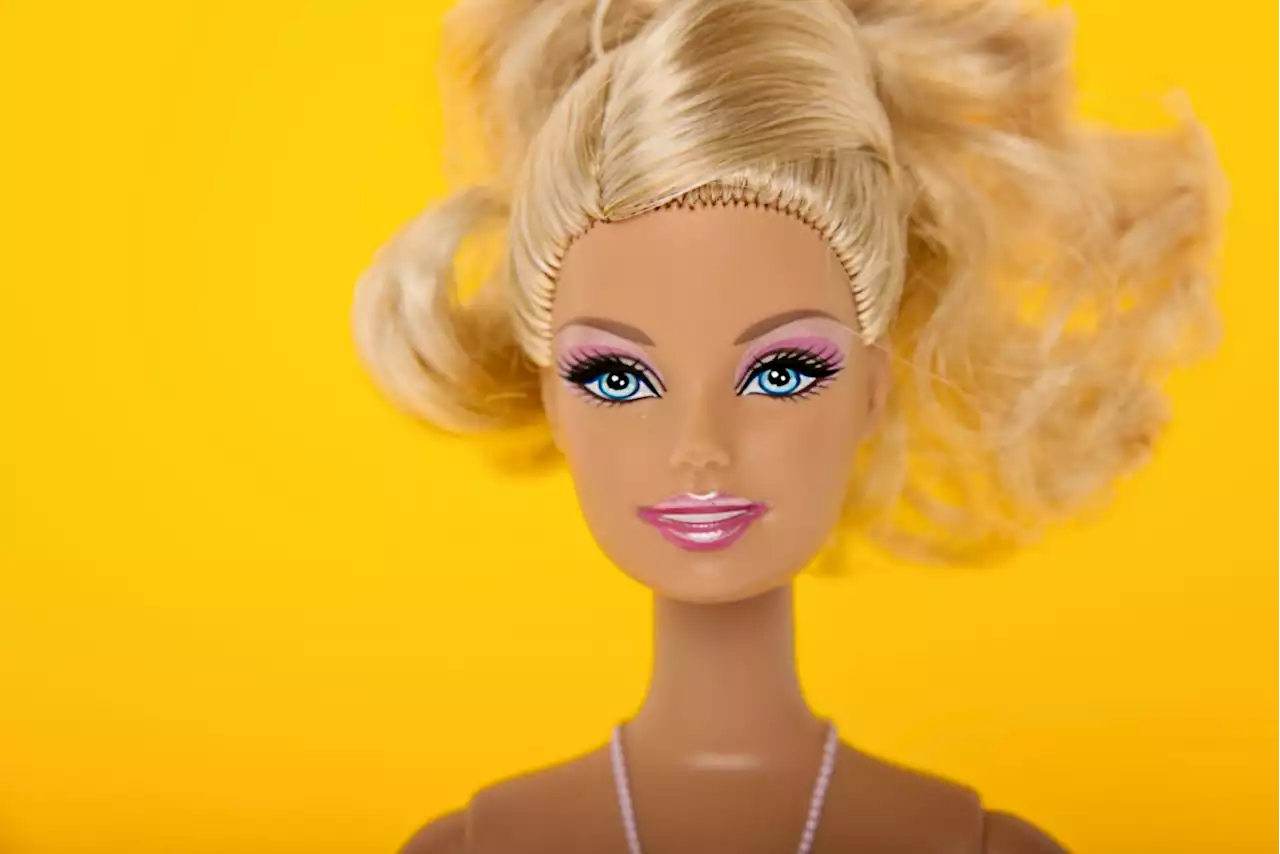 Barbie botox : cette opération de chirurgie esthétique qui fait fureur depuis la sortie du film