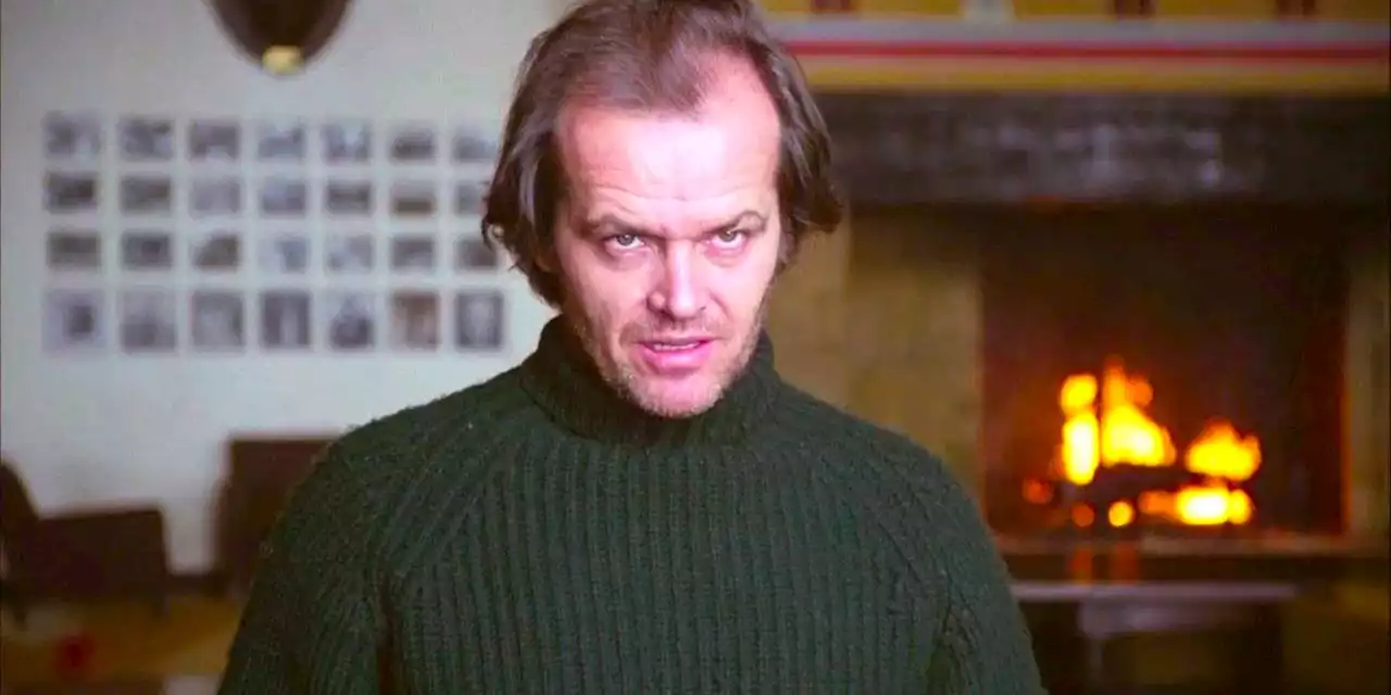 Doctor Sleep Director Shares Photo Of Him Recreating The Classic Shining Axe Scene