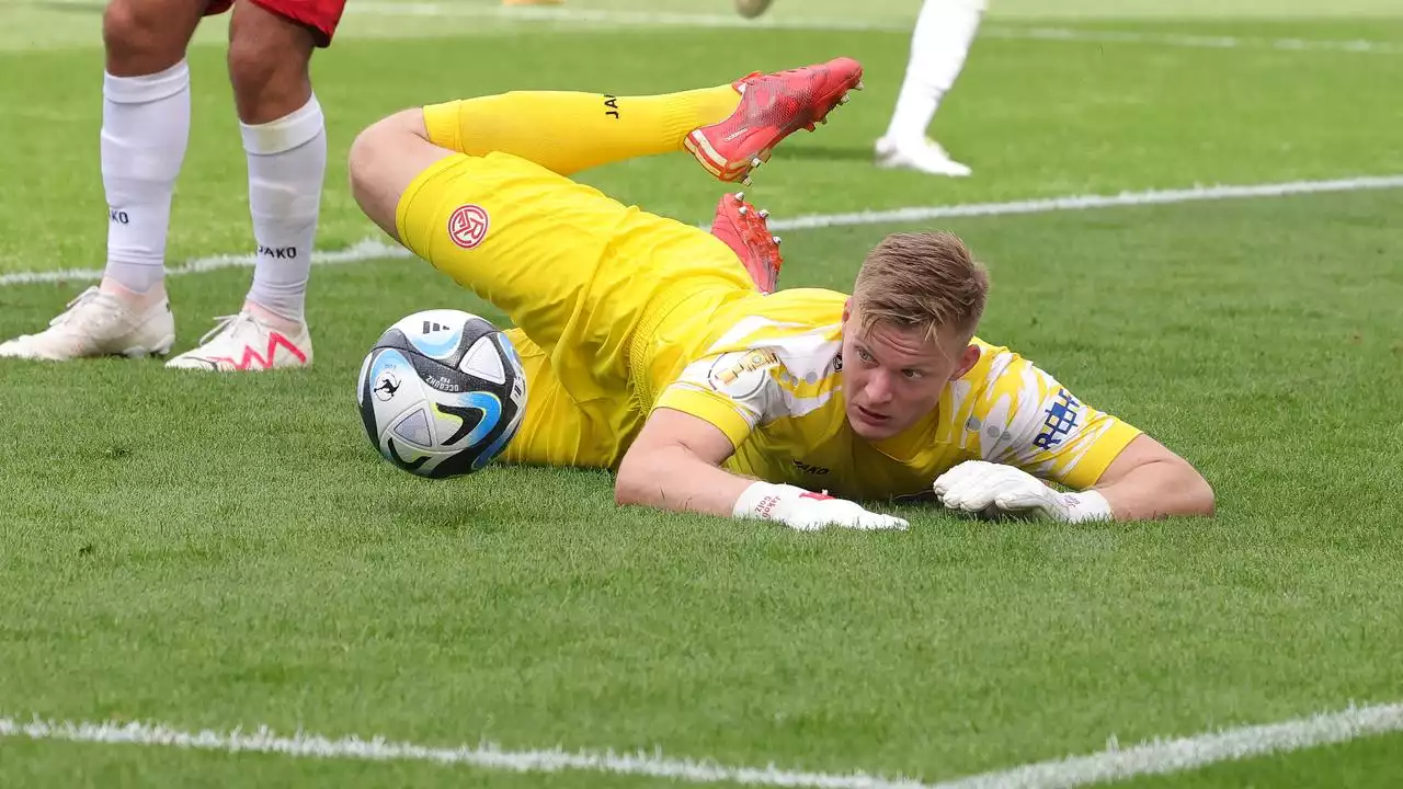 3. Liga: Viktoria Köln verzweifelt an Essen-Torhüter Golz